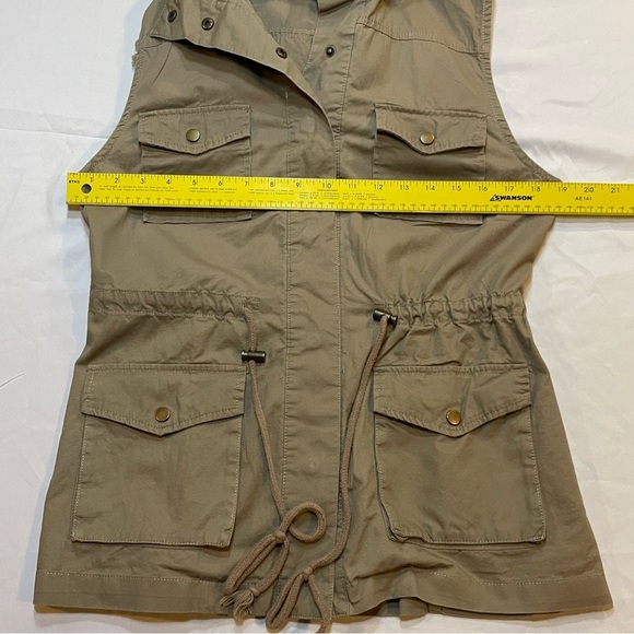 Active USA Khaki Sleeveless Vest with Hood 100% Cotton, Breathable, Snap closure - Picture 8 of 16